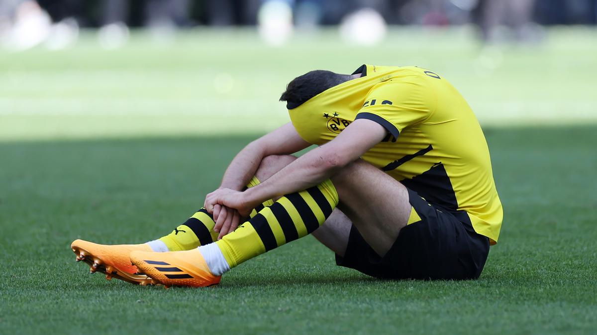 Dortmund’s Bundesliga title dreams in tatters after shock home draw to Mainz