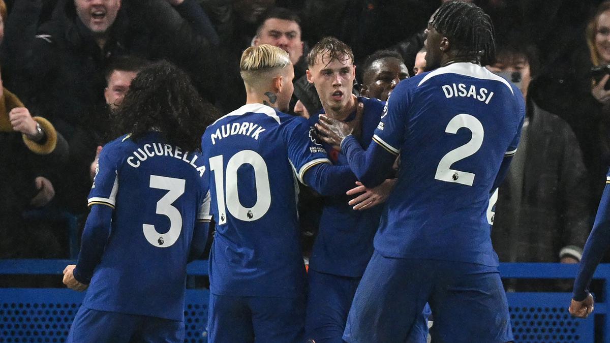 Premier League: Manchester City draws 4-4 against Chelsea after former player Cole Palmer converts stoppage time penalty