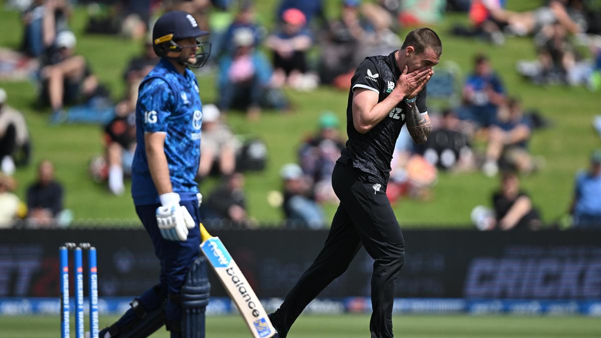 NZ vs ENG, 3rd ODI: Tickner stars with bat and ball as New Zealand completes series sweep