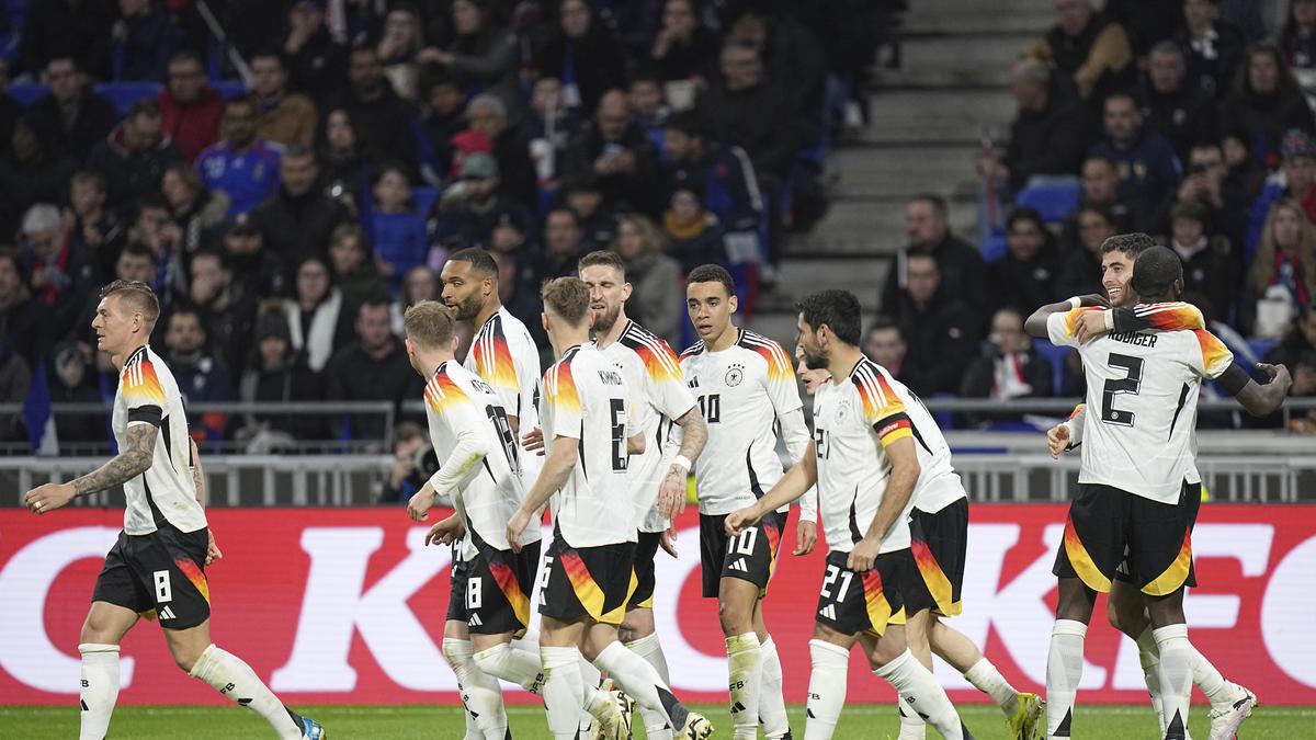 L’Allemagne bat la France 2-0 après un but record de Wirtz