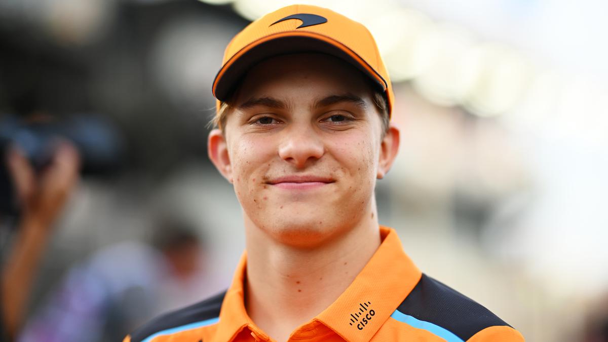 F1: Oscar Piastri extends Mclaren contract to 2026