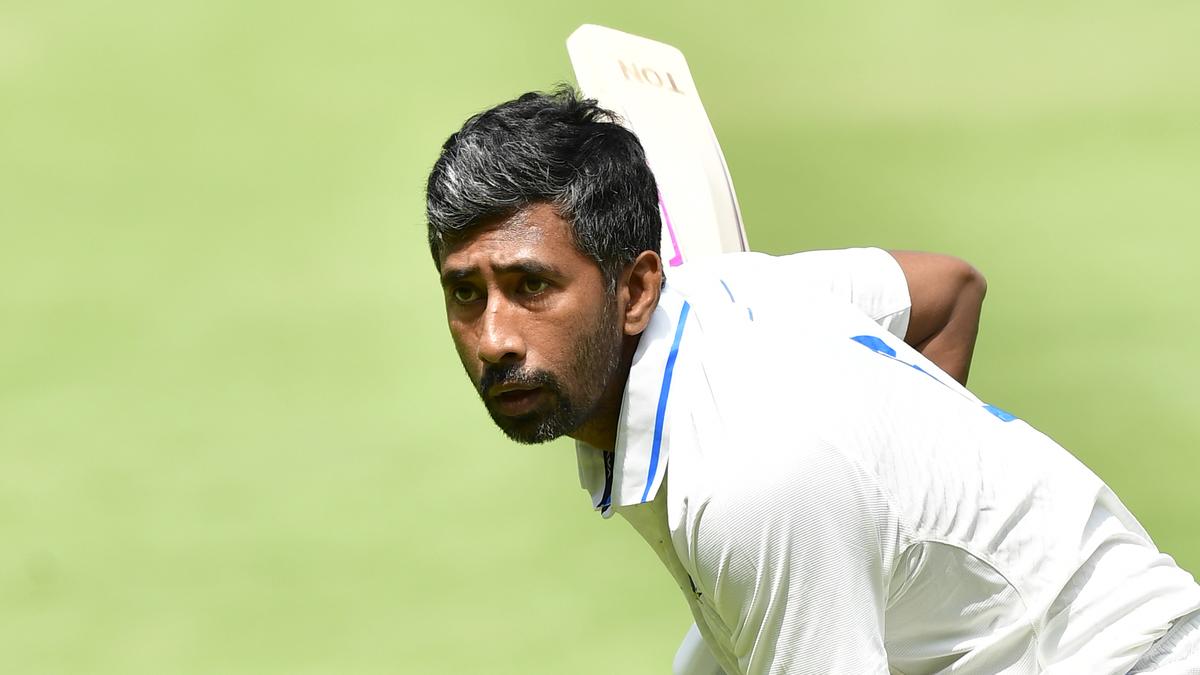 Wriddhiman Saha begins tenure as Bengal under-23 head coach