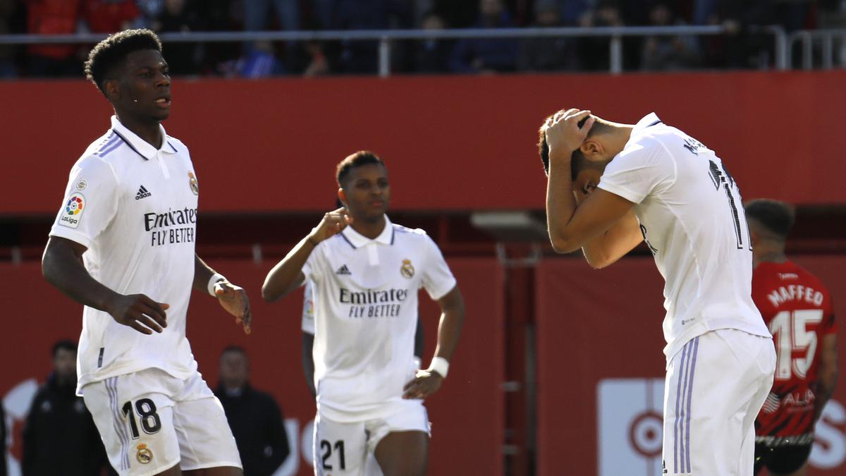 Real Madrid loses 0-1 to Mallorca, gives Barcelona chance to go eight points clear in La Liga