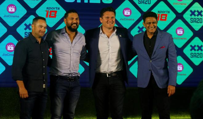 Mark Boucher along with Yuvraj Singh, Graeme Smith and Anil Kumble during the SA T20 event in Mumbai. 