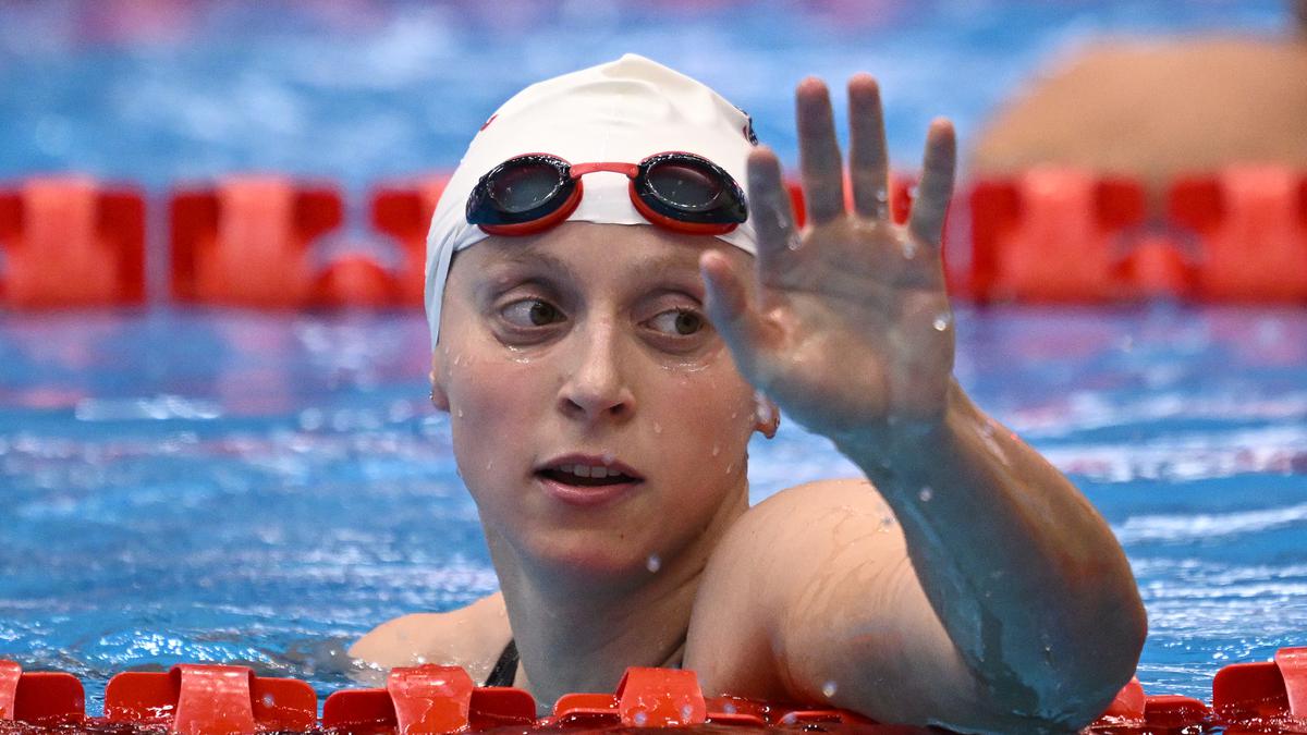 Ledecky wins 800m freestyle; surpasses Phelps’ record of most individual swimming Worlds gold medals