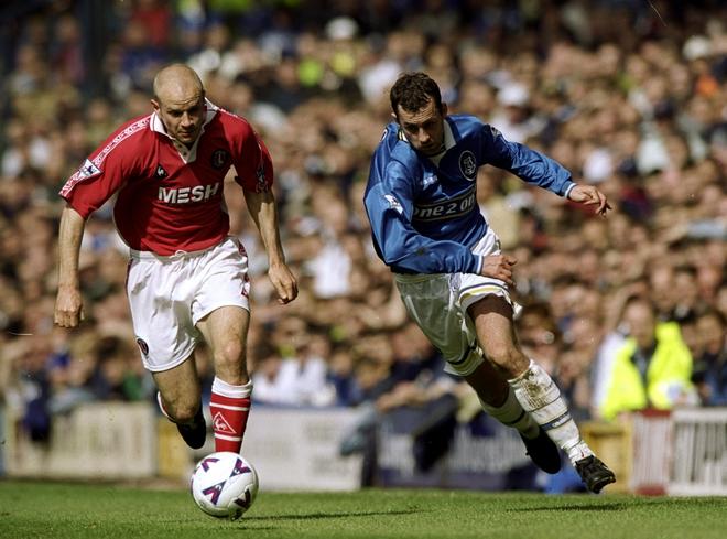 Don Hutchison of Everton in action against Charlton Athletic at at Goodison Park in Liverpool, England.Everton won the game 4-1. \ Mandatory Credit: Shaun Botterill /Allsport Don Hutchison of Everton in action against Charlton Athletic at at Goodison Park in Liverpool, England.Everton won the game 4-1. \ Mandatory Credit: Shaun Botterill /Allsport