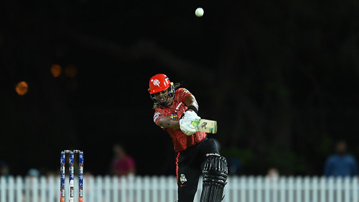 WBBL 2024: Melbourne Renegades beats Brisbane Heat by 7 runs in rain-affected final, lifts maiden title