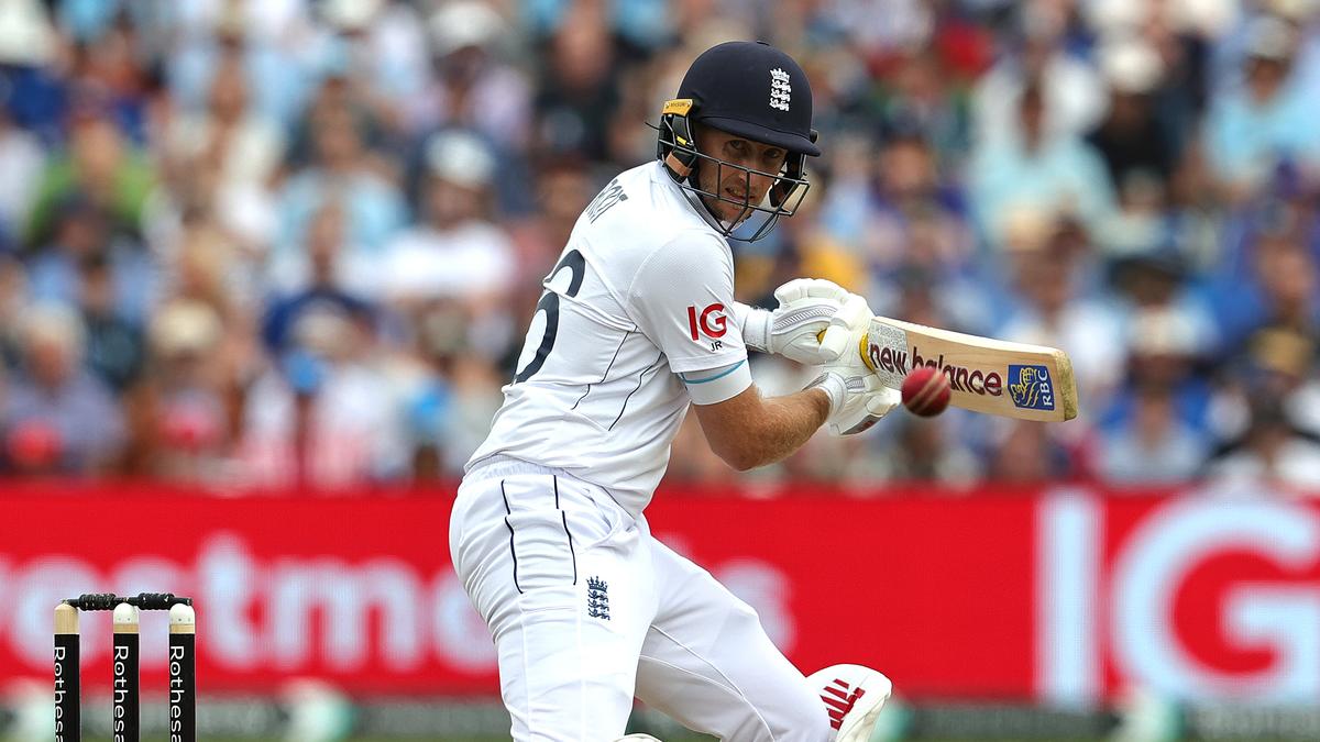 ENG vs WI, 3rd Test, Day 2 LIVE score: England 115/5, trails West Indies by 167; Root, Stokes at crease