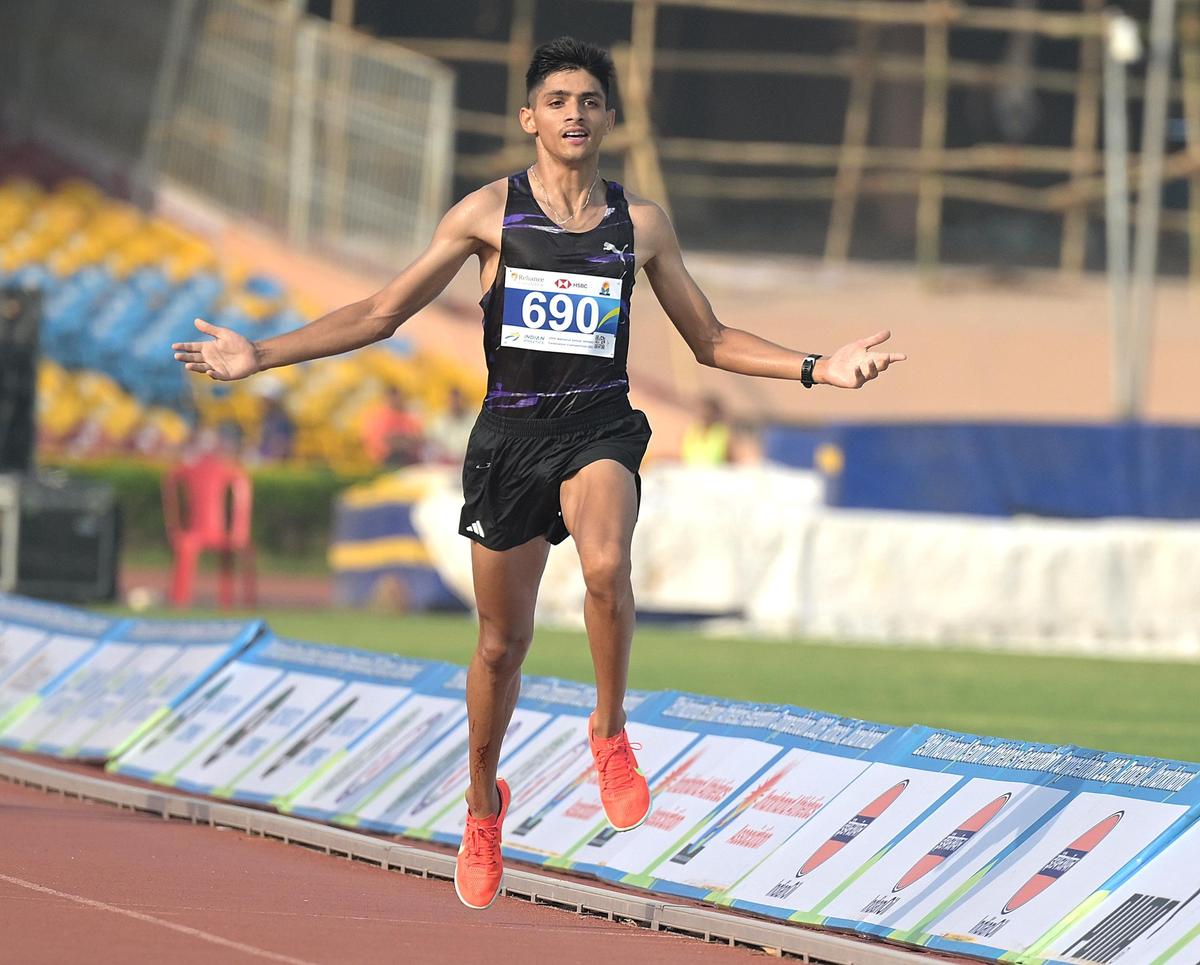 Deepak says he felt inspired after watching Gulveer Singh train at the Army Sports Institute in Pune.