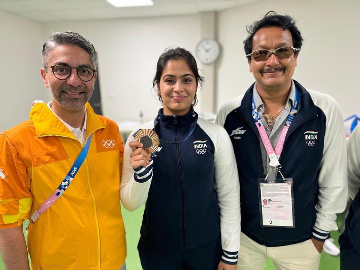 Manu Bhaker's Khel Ratna Award:  Indian Shooting Success