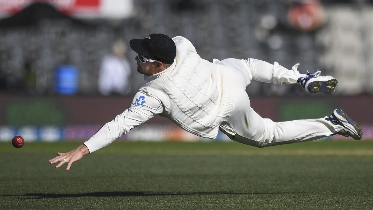 WATCH: Glenn Phillips’ one-handed catch to dismiss Ollie Pope In NZ vs ENG 1st Test