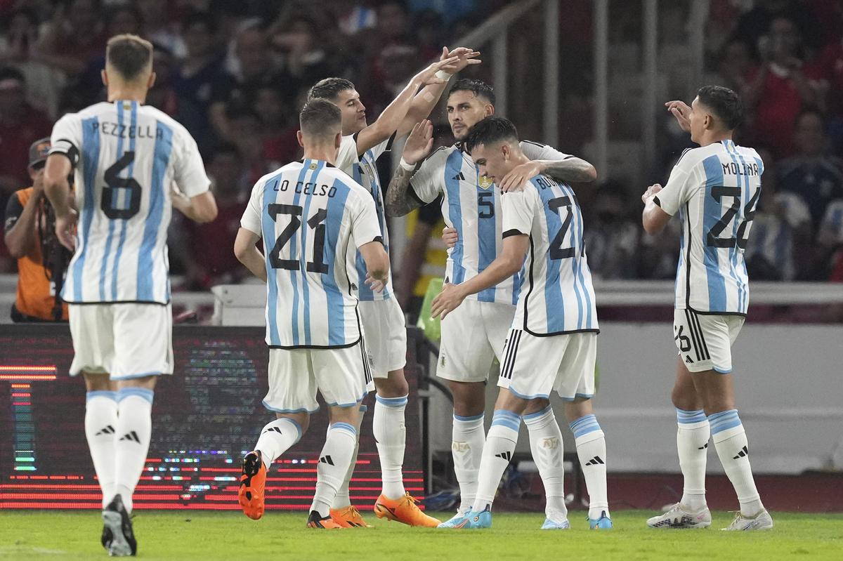 Argentina mengalahkan Indonesia 2-0 tanpa Messi dalam laga persahabatan di Jakarta
