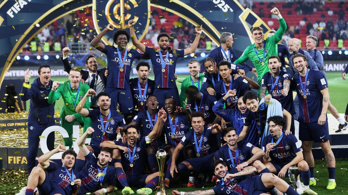 PSG venceu o Flamengo e conquistou a Copa Intercontinental depois que Safonov fez quatro defesas na disputa de pênaltis PSG venceu o Flamengo e conquistou a Copa Intercontinental depois que Safonov fez quatro defesas na disputa de pênaltis