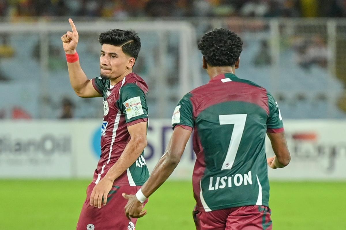 Mohun Bagan came back briefly in the game and reduced the margin with a nice goal from Anurudh Thapa in the 68th minute but the goal seemed to have come a bit too late as East Bengal sealed up its defence to preserve the lead till the end.