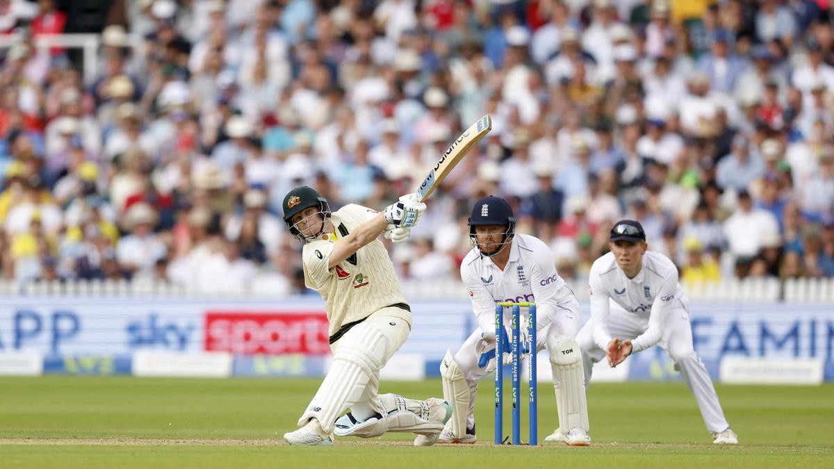 ENG vs AUS, 2nd Test: Smith keeps Australia ahead on the first day against England