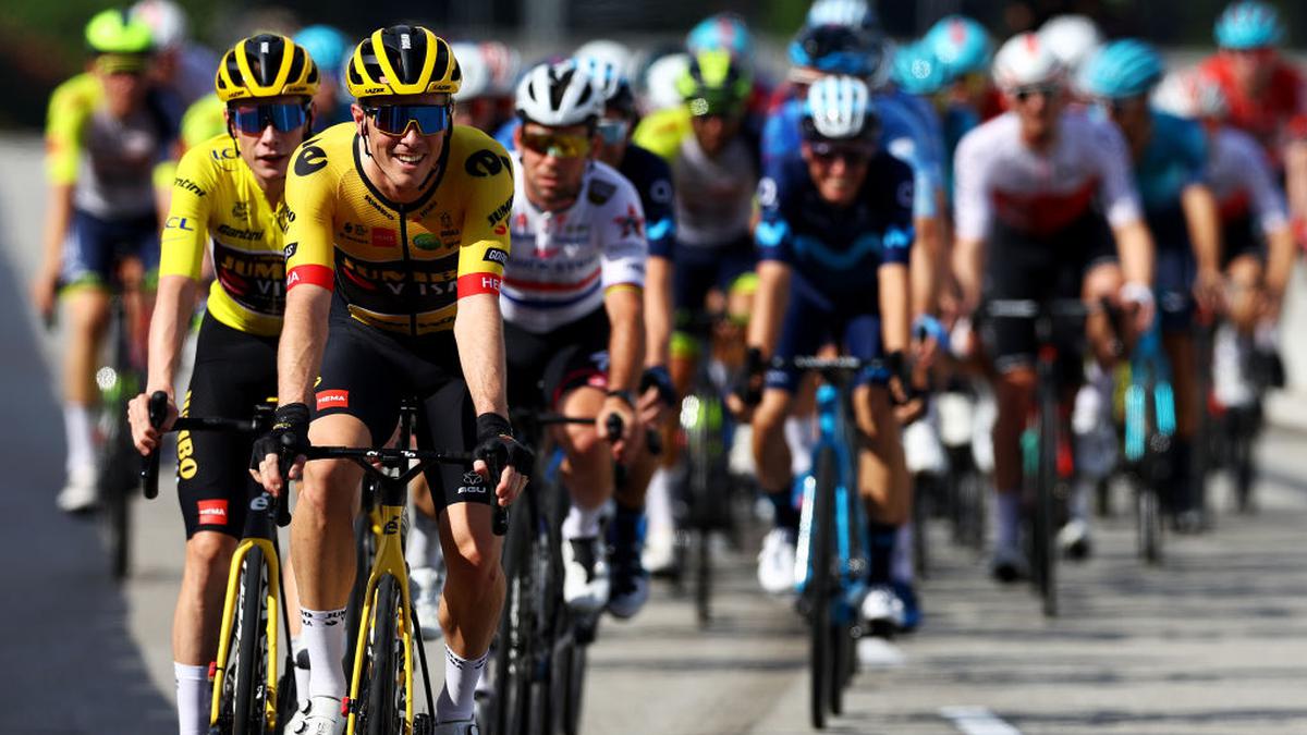 Tour de France 101: What do different color jerseys mean