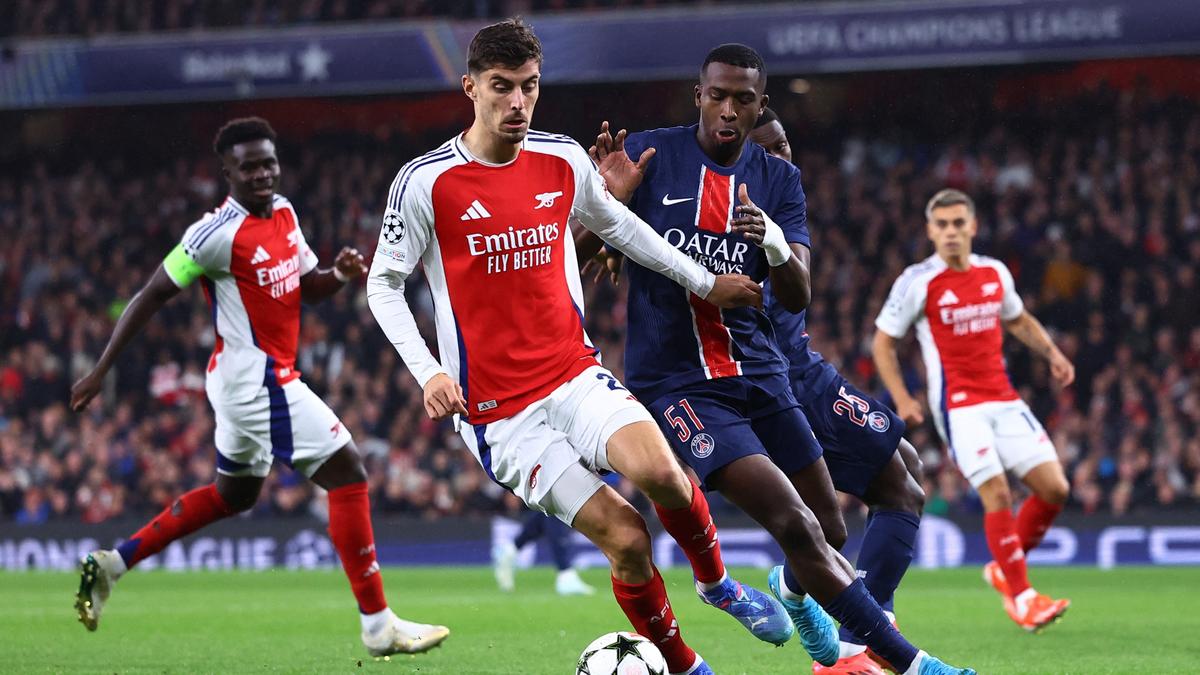 Arsenal vs PSG LIVE score, UCL 202425 ARS 00 PSG; Match kicks off