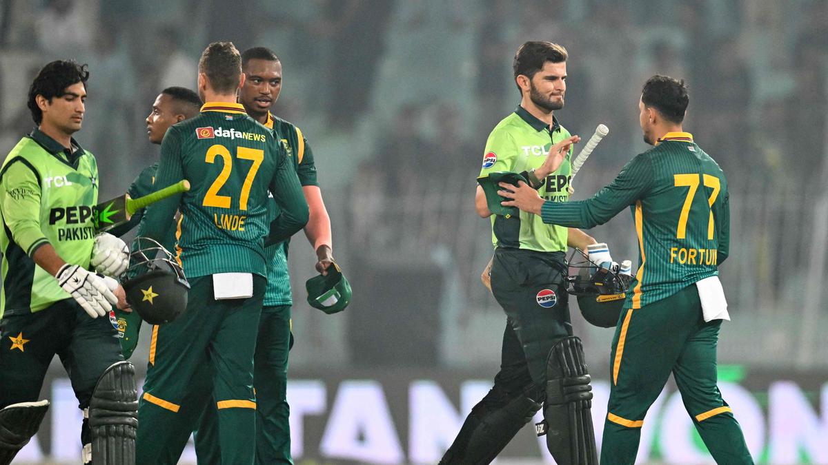 PAK vs SA Live Score, 2nd ODI: Pakistan wins the toss and opts to bat against South Africa; Match updates and commentary