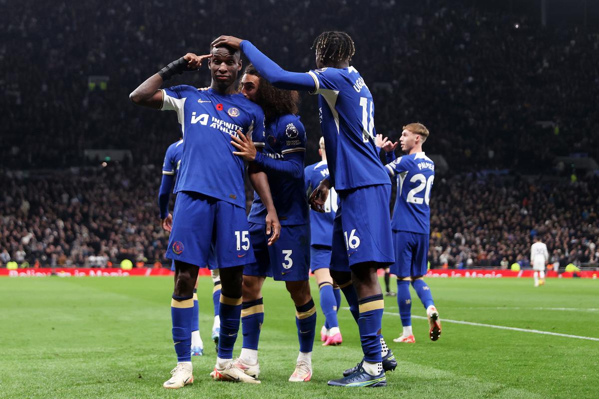 Tottenham vs Chelsea highlights: Jackson hat-trick earns Blues win as  Romero and Udogie see red 