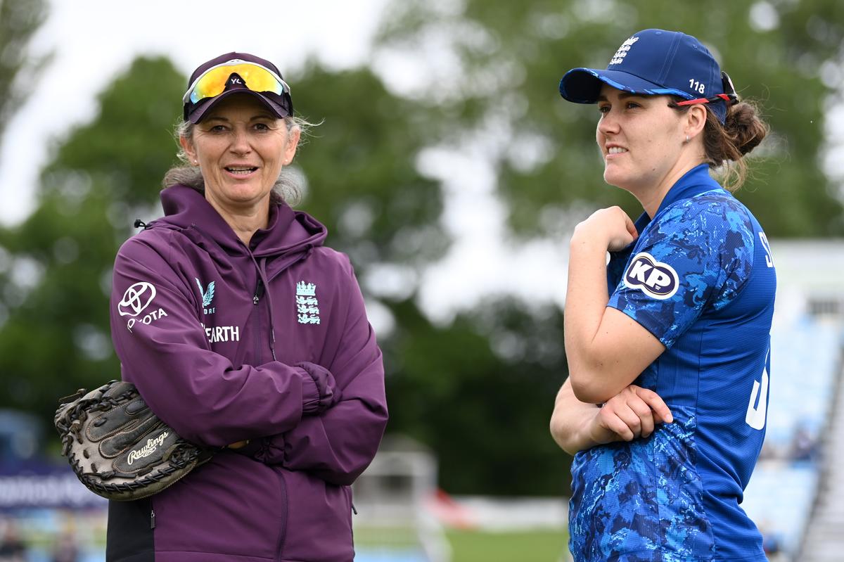 England captain Nat Sciver-Brunt with coach Charlotte Edwards