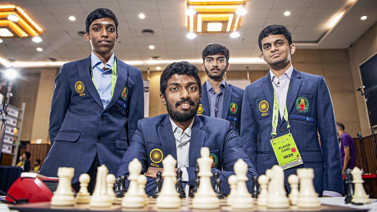 Praggnanandhaa stuns idol Carlsen