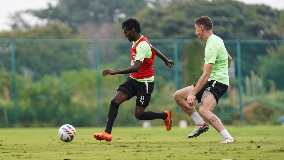 ISL 2023-24: Bengaluru FC aims to end winless run against undefeated Mumbai City