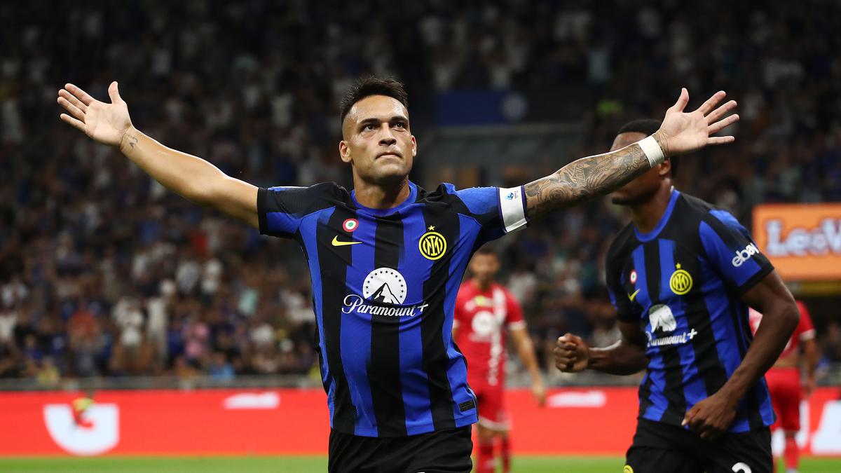 Serie A roundup: Martinez scores as Inter wins 2-1 at Atalanta; AC Milan loses to Udinese