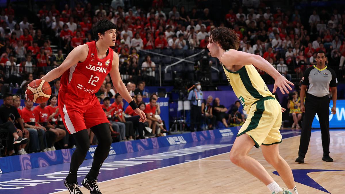 Australia advances at Basketball World Cup as France salvages pride