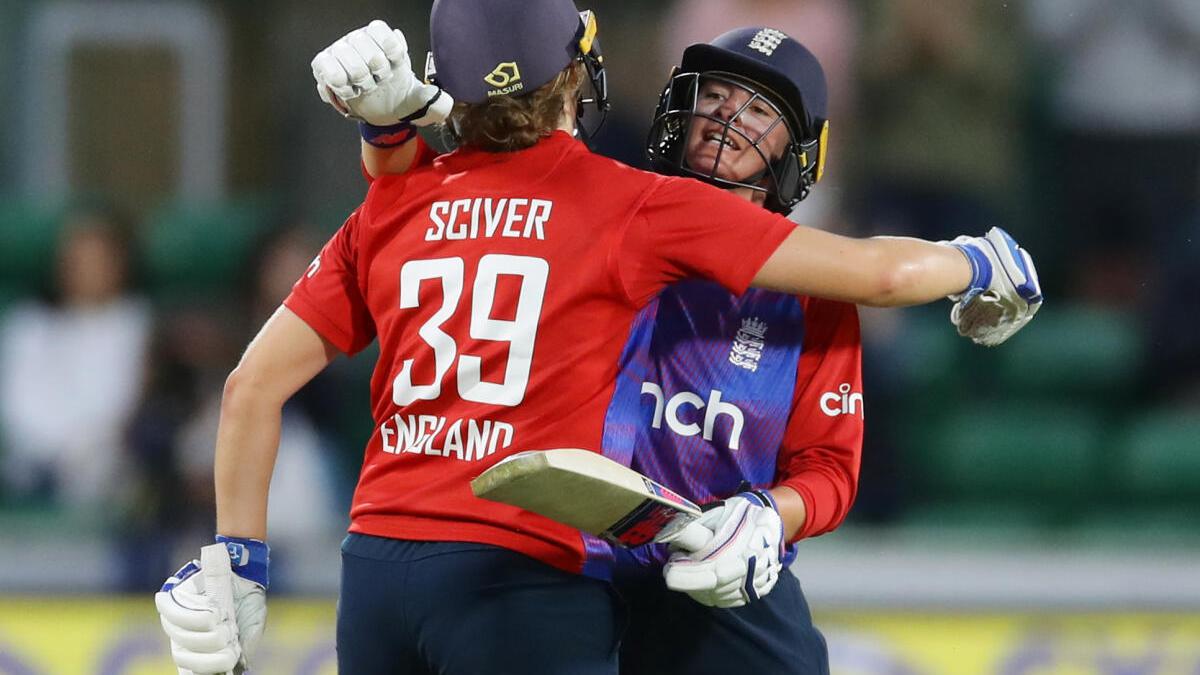 ENGv IND: Danni Wyatt powers England to eight-wicket win, England takes ...