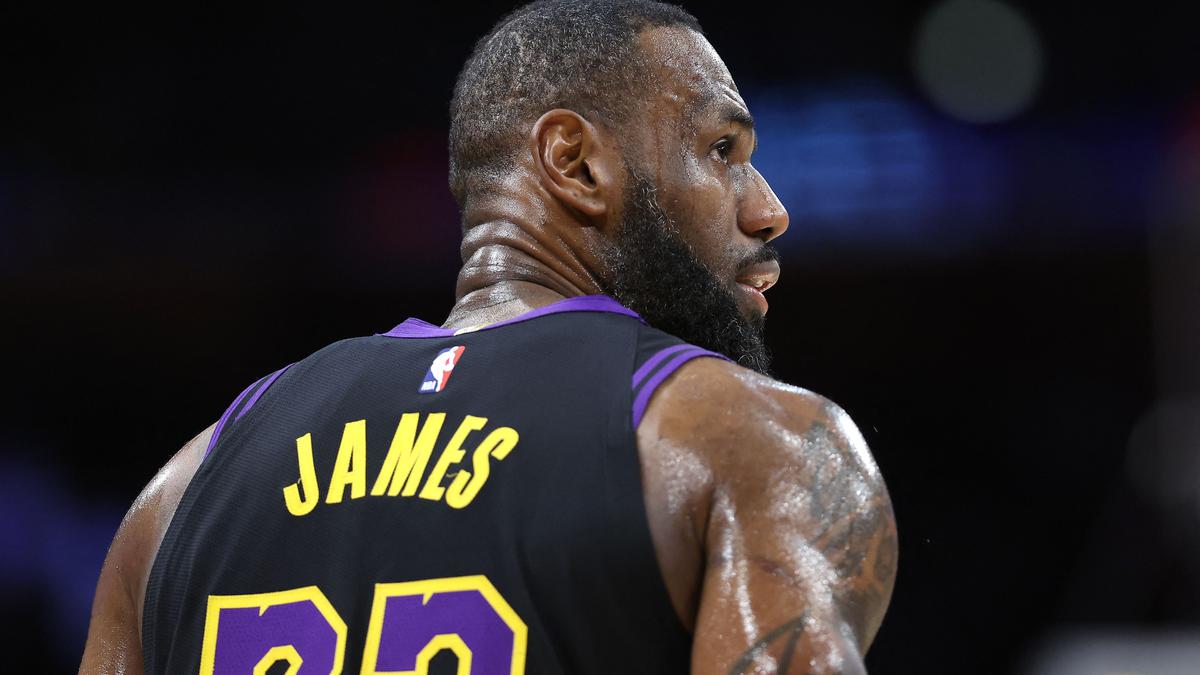 LeBron James inks sports trading card deal with Fanatics after two decades with Upper Deck