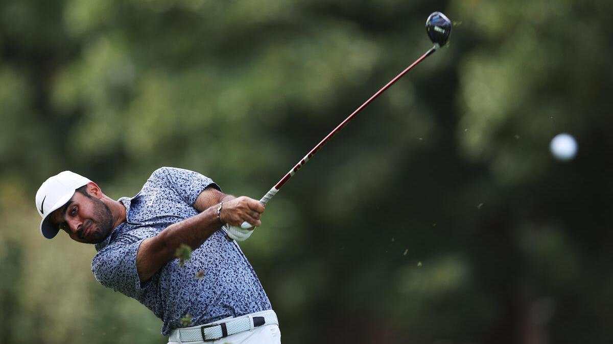 Shubhankar Sharma stays in rivalry at Irish Open