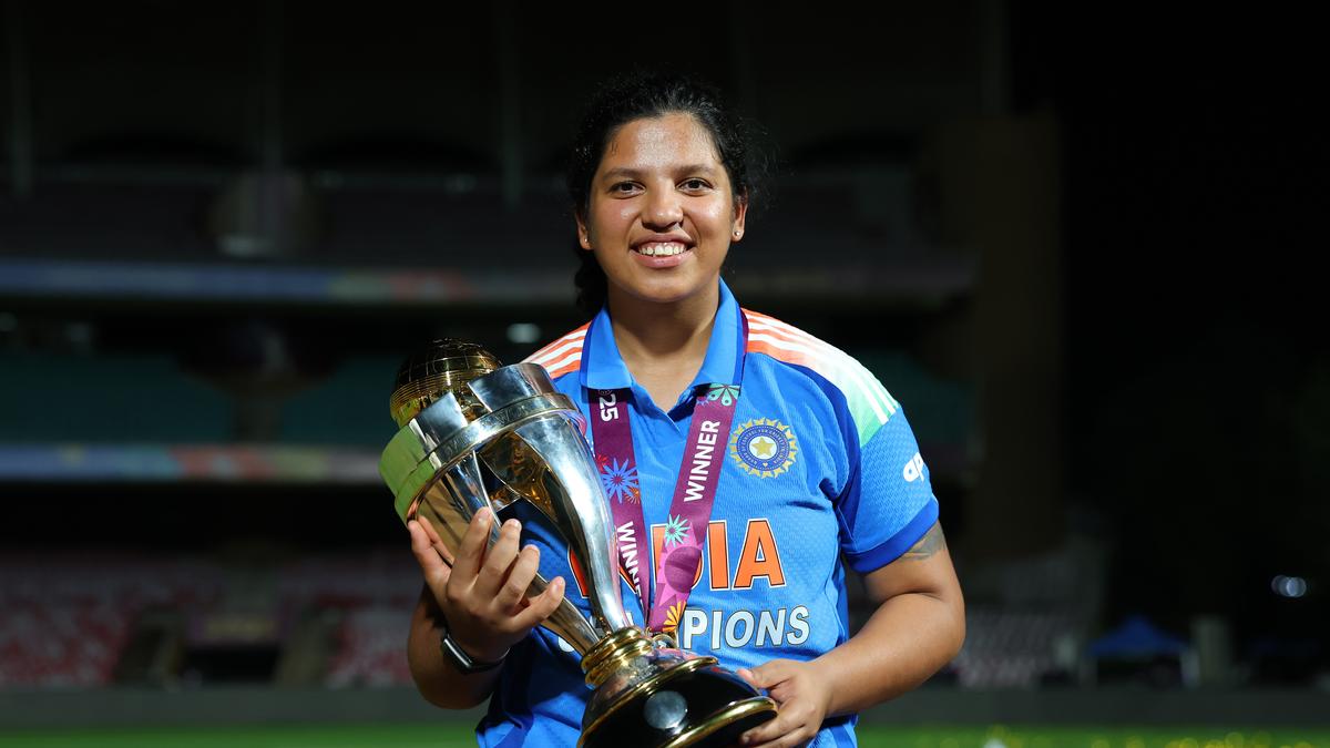 CAB to honour Women’s World Cup star Richa Ghosh with gold-plated bat and ball