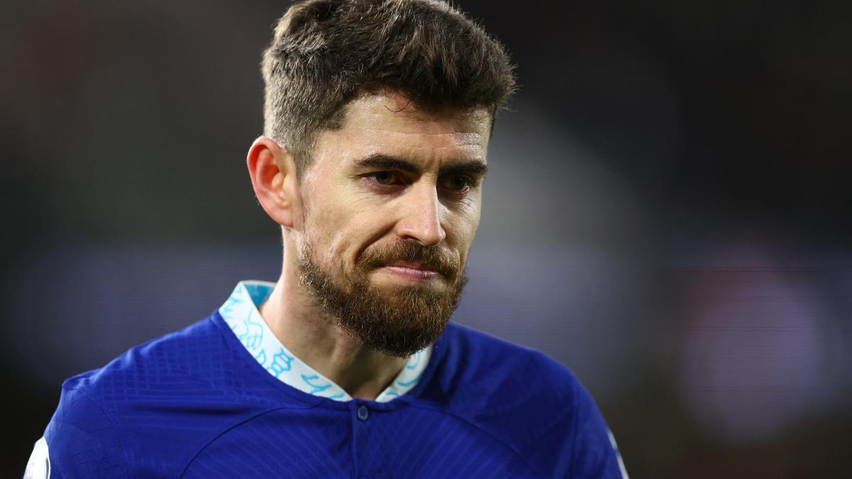 Arsenal signs Jorginho from Chelsea on transfer deadline day