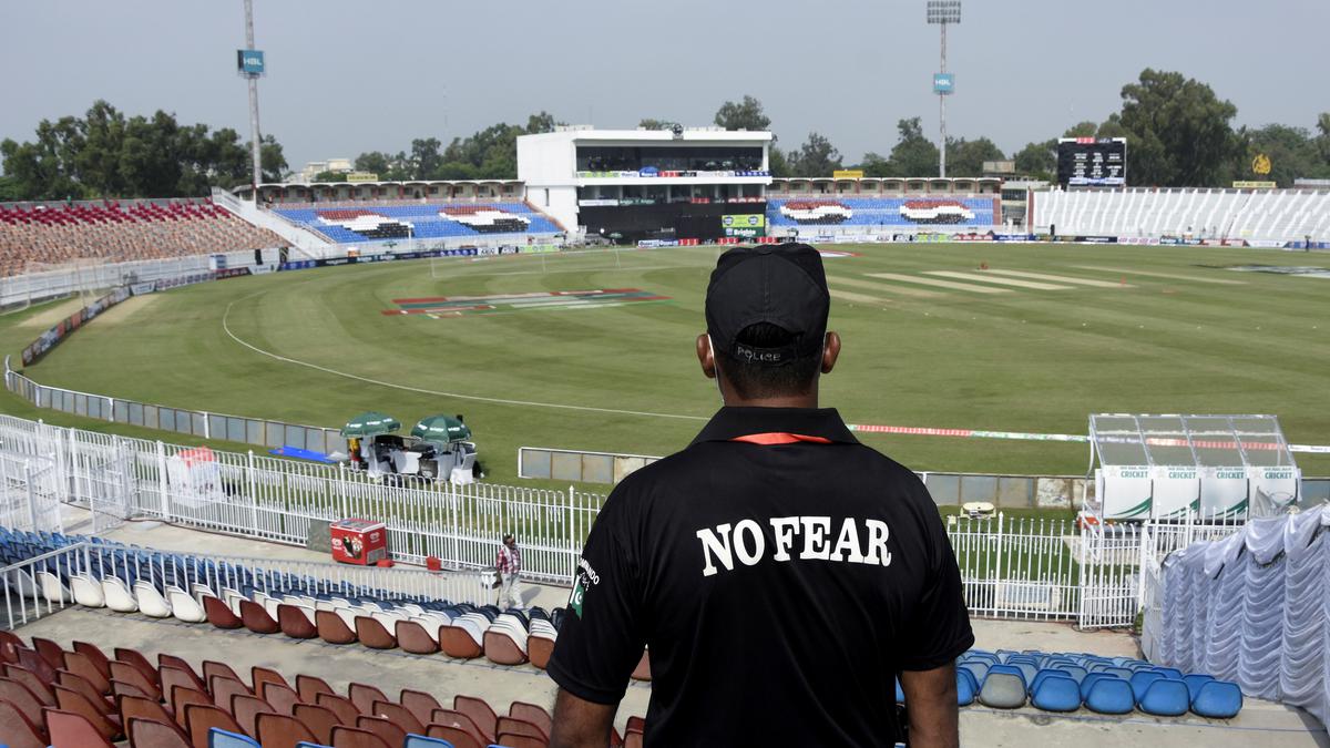 England cricket team arrives for first Pakistan tour in 17 years