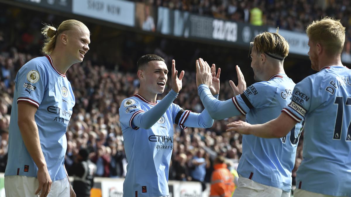 Early Grealish, Haaland goals ease Man City to win at 10-man Wolves