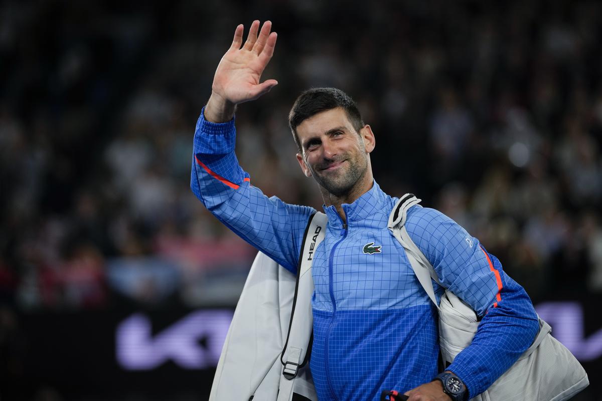 Djokovic blasts into Australian Open third round