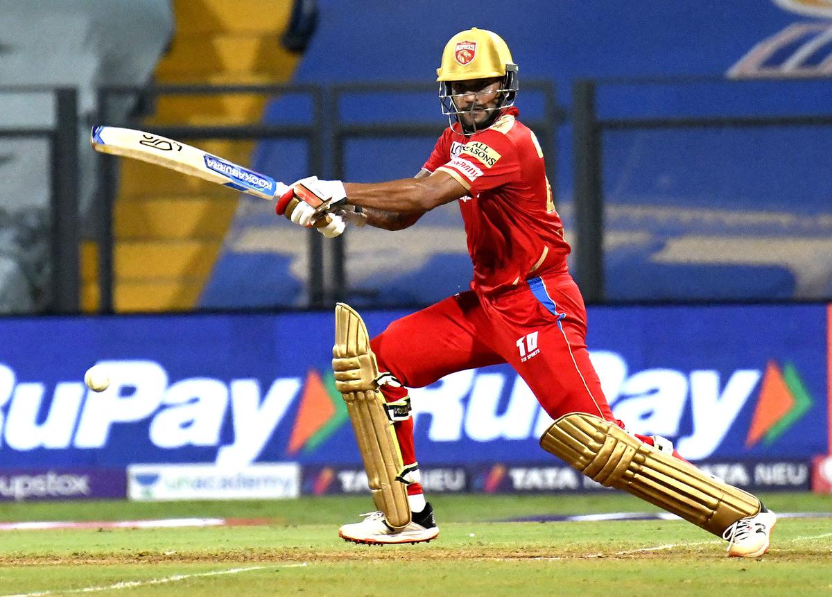 IPL 2018: Chris Gayle gearing up for KXIP. Watch video