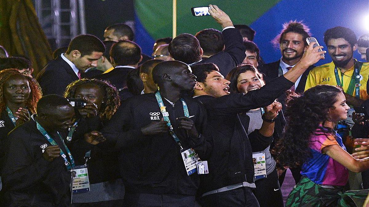 Larger refugee team will inspire the world - IOC