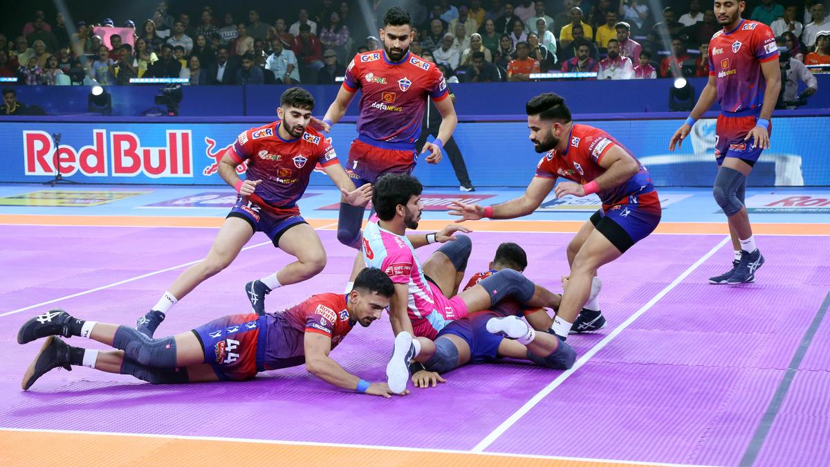 Pro Kabaddi League 11: UP Yoddhas defeats Jaipur Pink Panthers, to face Haryana Steelers in semis