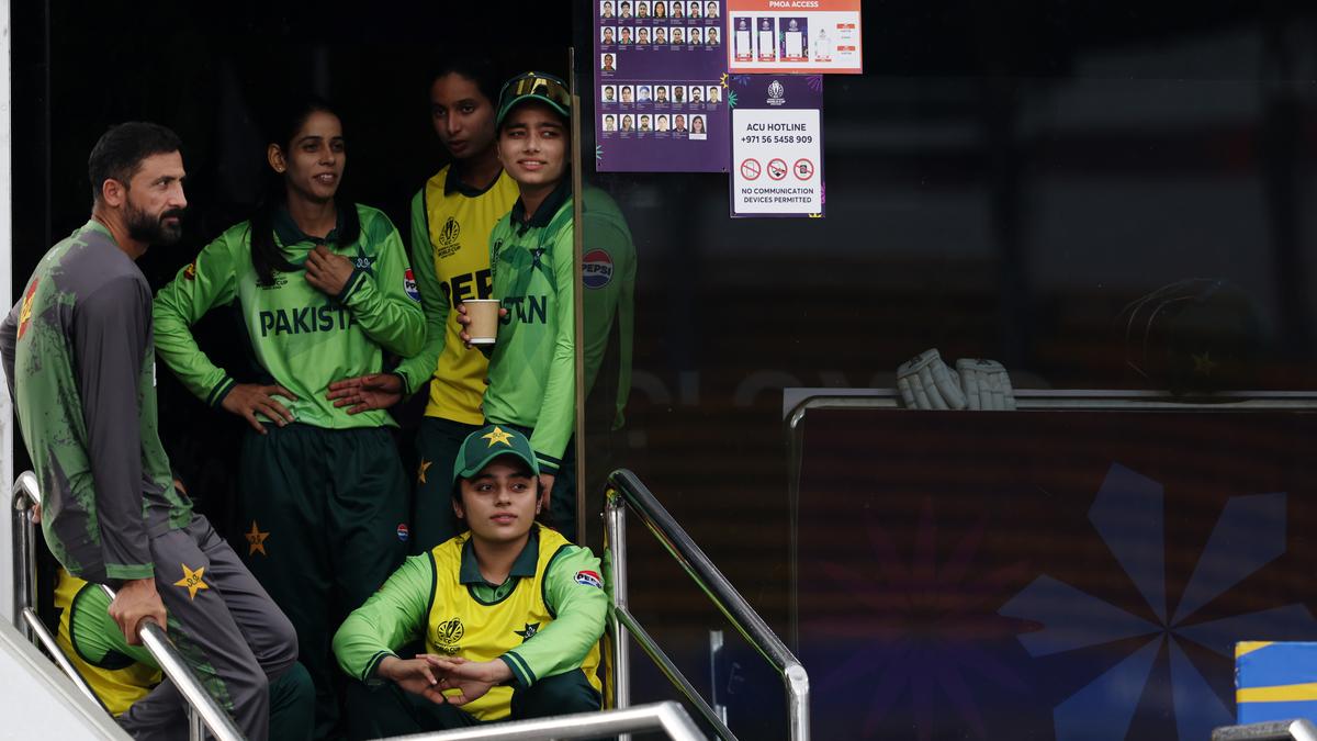 Women’s ODI World Cup 2025: Pakistan’s batting goes down predicted spiral against New Zealand before another washout in Colombo