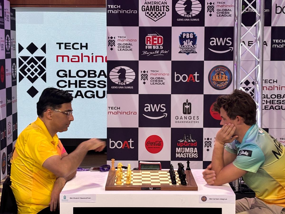  Viswanathan Anand (Ganges Grandmasters) and Magnus Carlsen (Alpine SG Pipers).