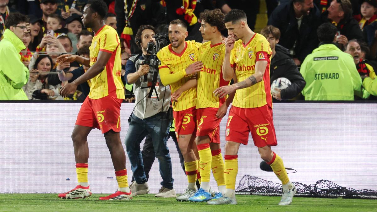 Lens assure sa place en Ligue des champions et fait tomber Nantes