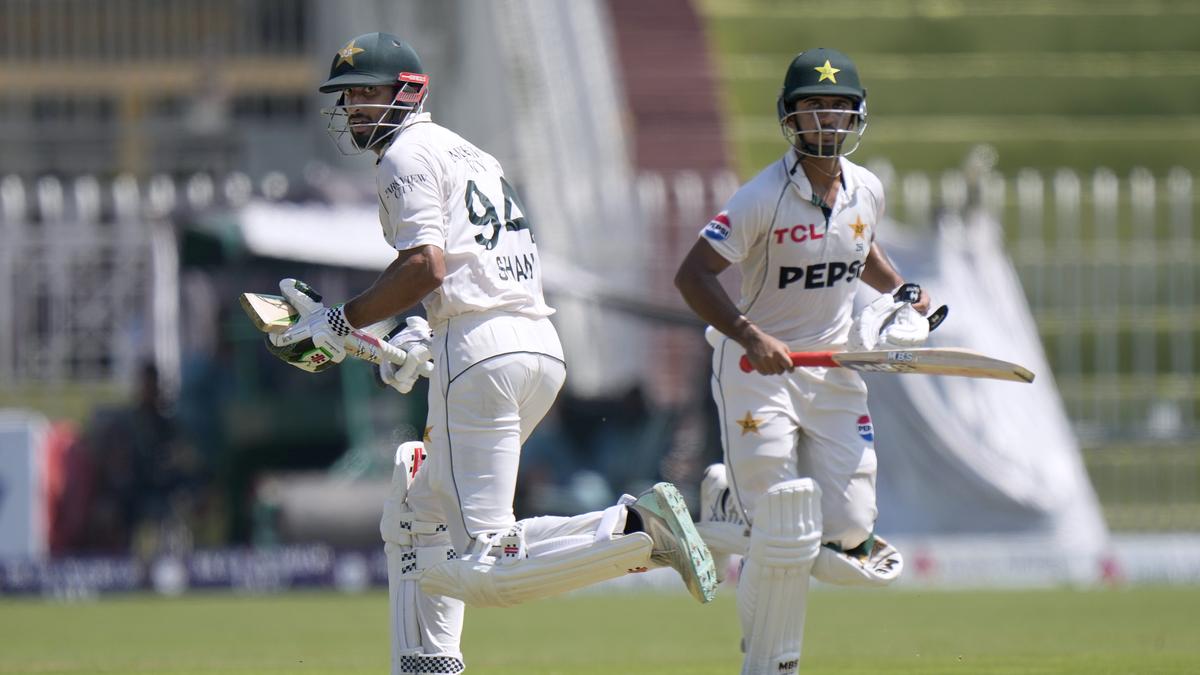 PAK vs BAN LIVE score, 2nd Test, Day 2: Pakistan 118/2; Saim Ayub scores fifty