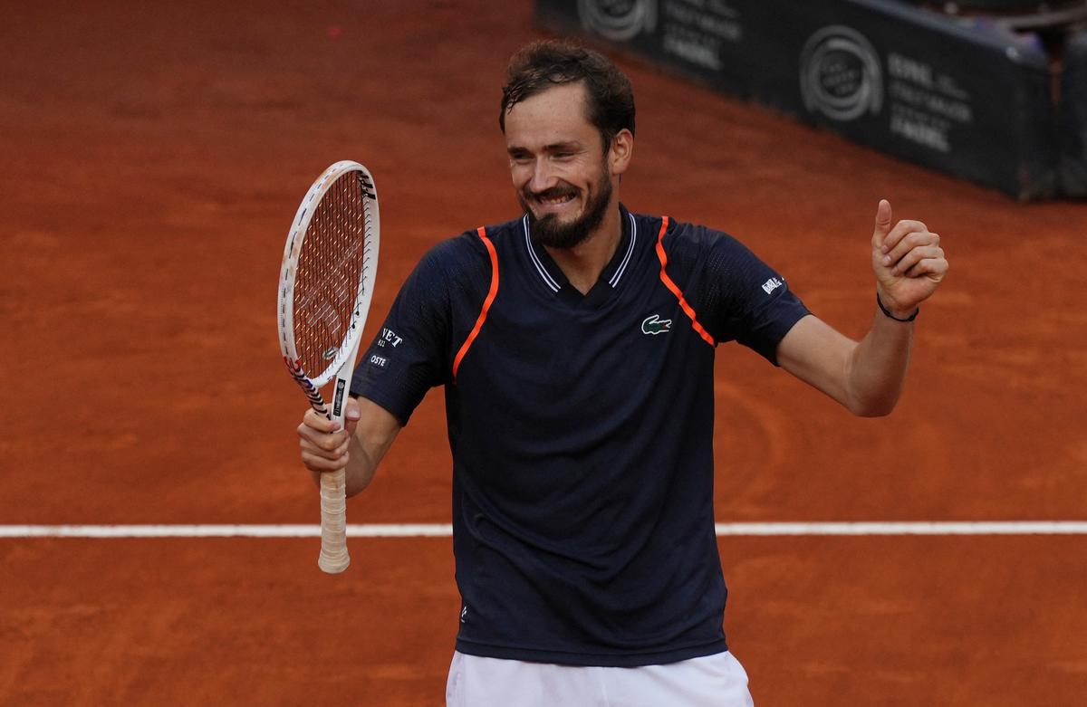 Medvedev outclasses Rune in Rome to capture first title on clay