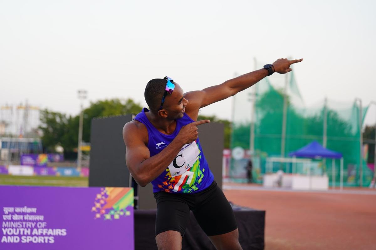 Charging ahead: Animesh Kujur (in pic), along with D. Mrutyam Jayaram, Santa Mahendra and Abhay Singh, set a meet record time of 40.09s in the 4x100m final.