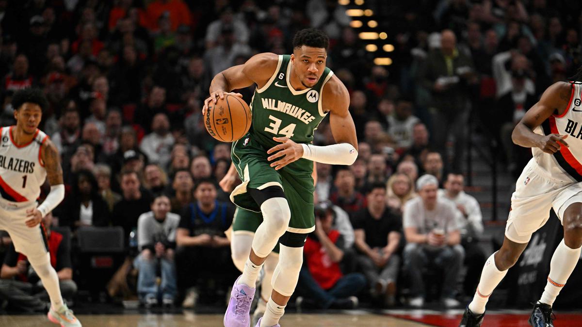 NBA: Giannis Antetokounmpo, Bucks Post Easy Win Over Blazers - Sportstar