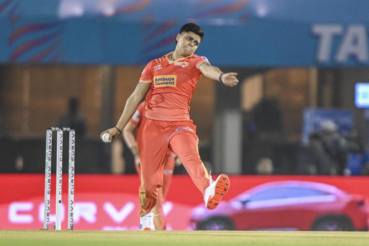 Kashvee Gautam tiene 11 terrenos en nueve partidos de la WPL.