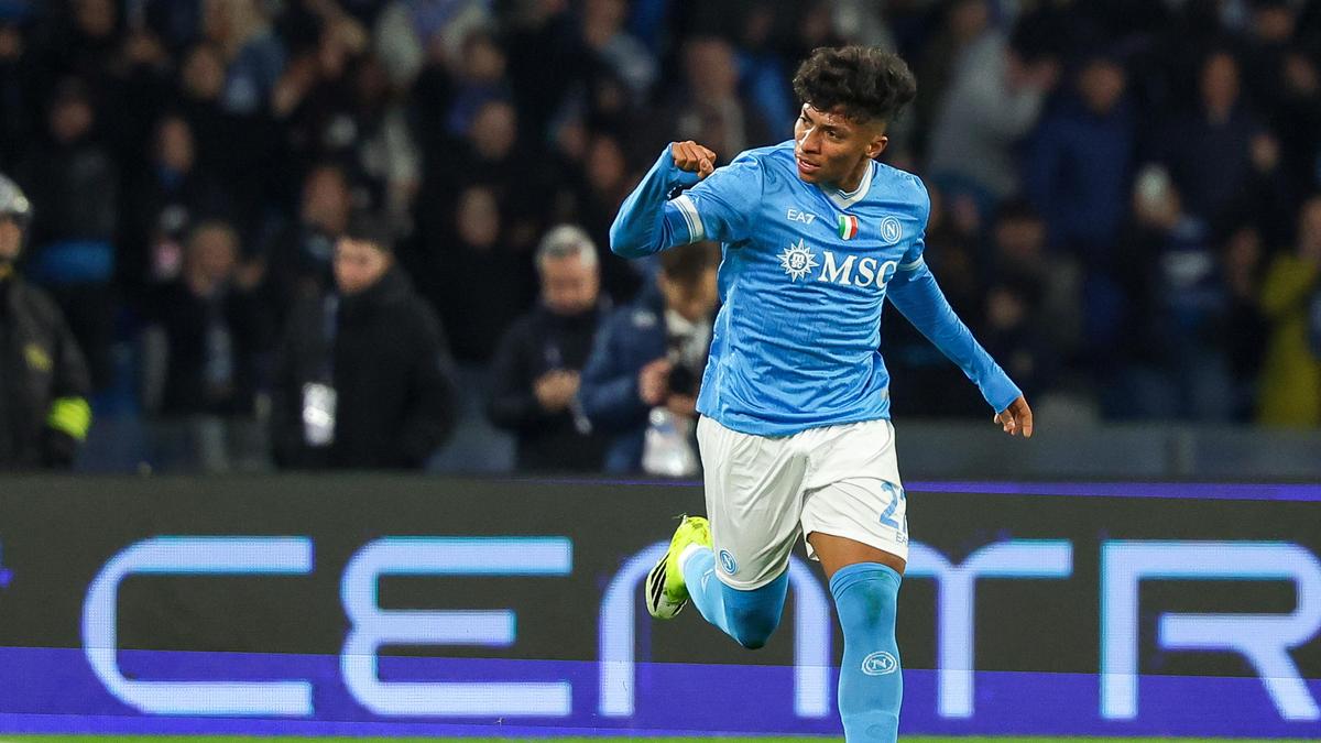 Série A: O Napoli permanece em terceiro após empate no último suspiro com a Roma por 2-2