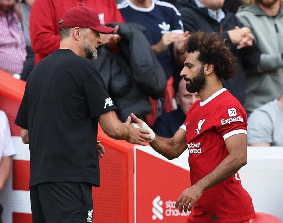 Klopp says Mohamed Salah not for sale as Saudi Arabia speculation