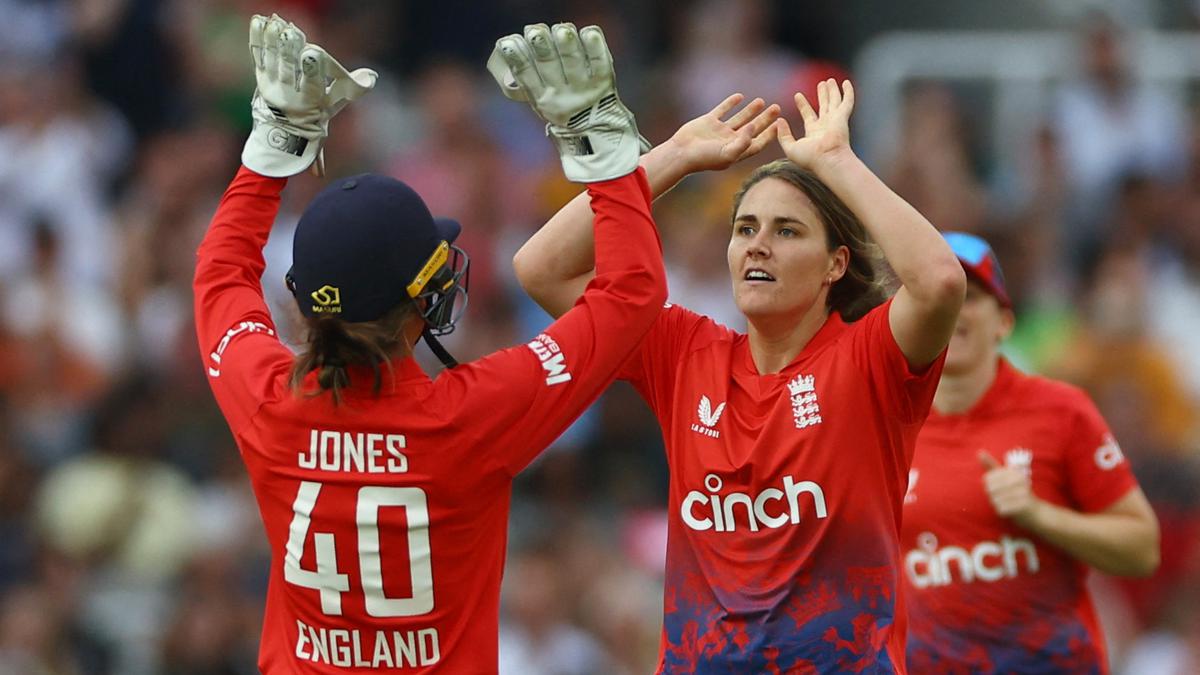 Ashes 2023: Jones says England women ‘pretty relaxed’ in comeback bid